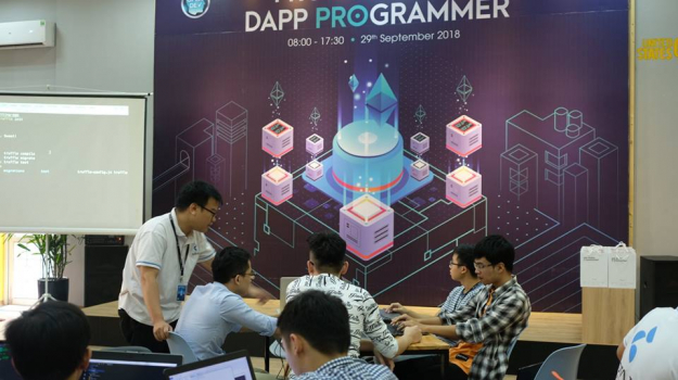 SotaTek Becomes Mentor at Blockchain Workshop 