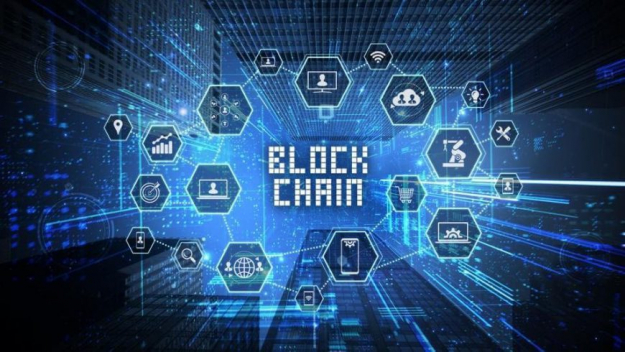 SotaTek Awards 10 “ Blockchain Talent Fresher” Scholarships