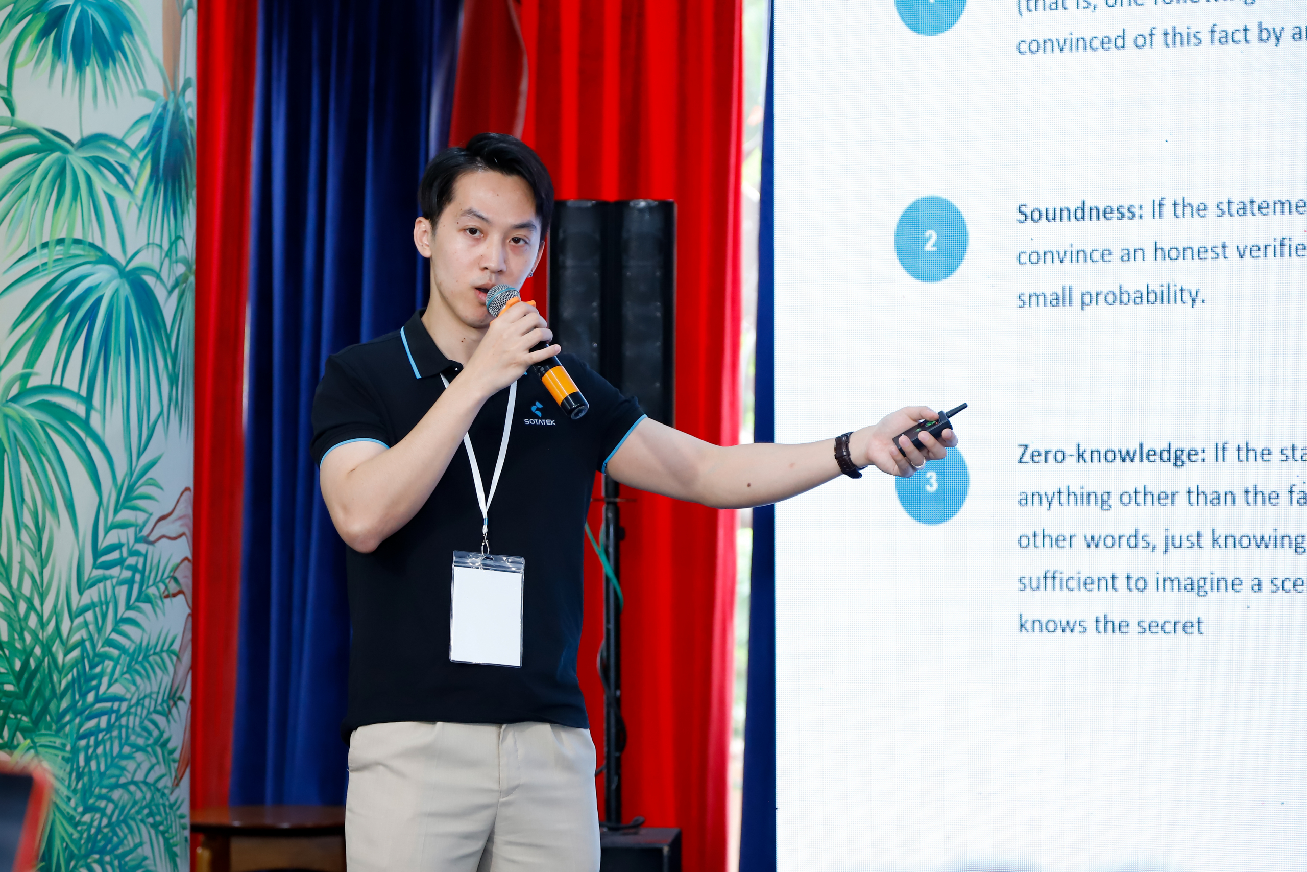 Reprenentative of SotaTek at BUIDL Vietnam 2023